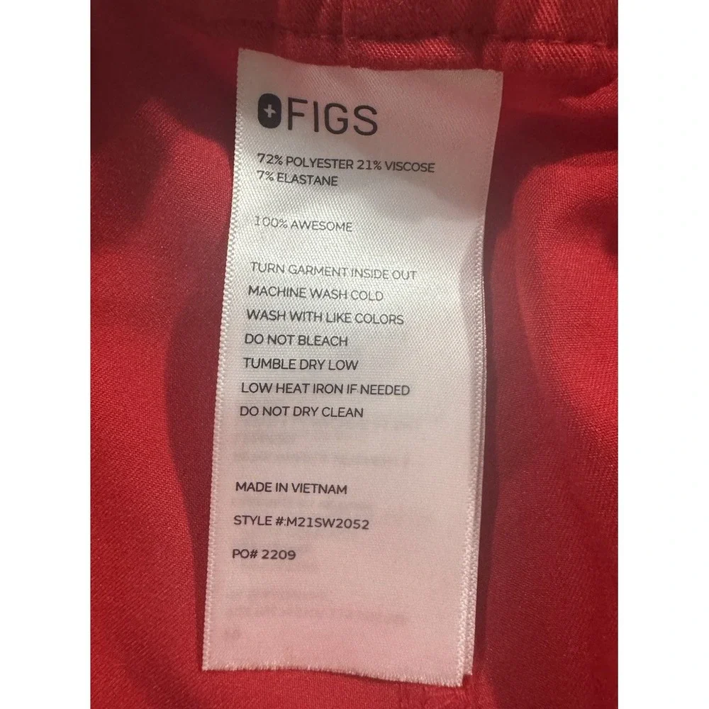 FIGS Cairo Cargo Scrub Pants Mens Medium Red Stretch Straight Leg M21SW2052